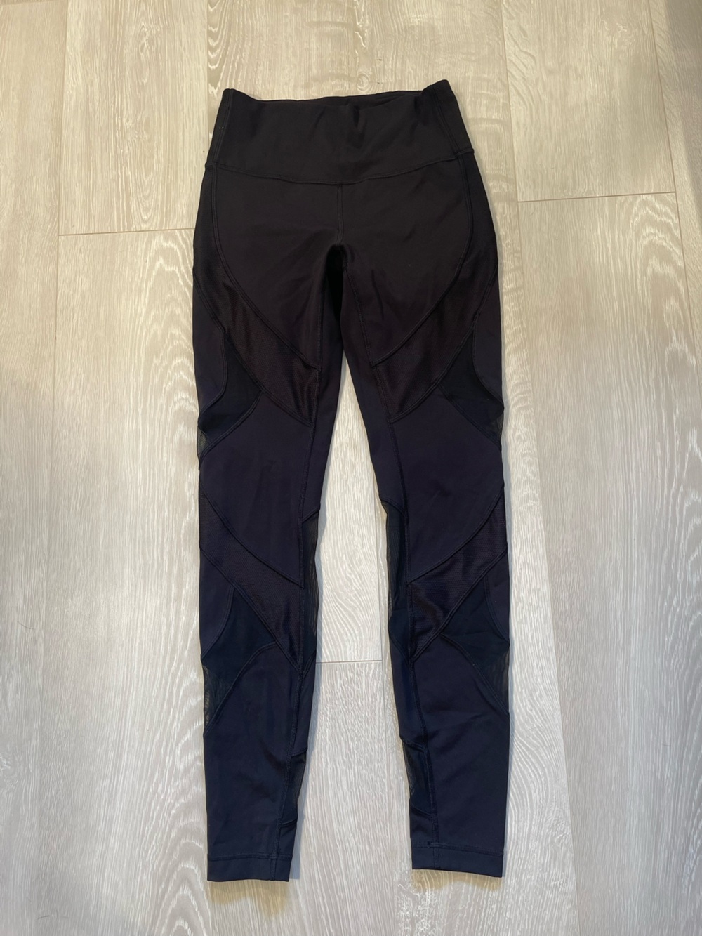 Lululemon Wunder Under High-Rise Tight 28" *Mesh Black size 6 - Picture 6 of 16